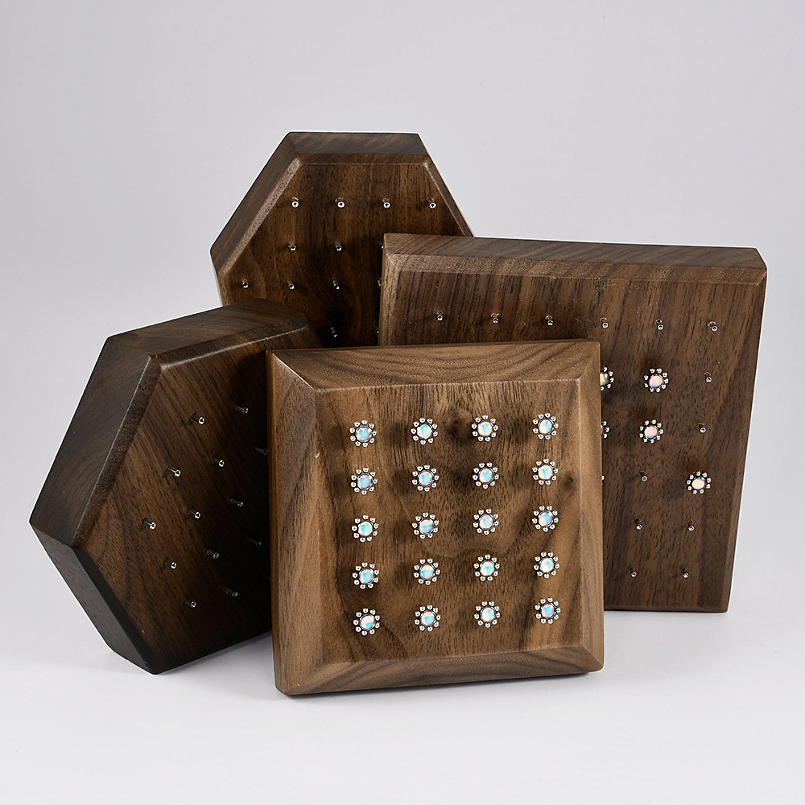 Piercing Jewelry Stand Wood Ea - Body Jewelry Display Case recension och pris