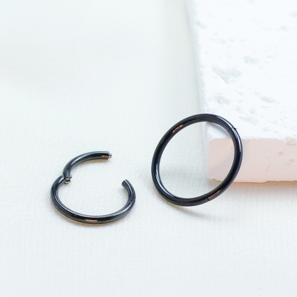 F136 Titanium Piercing Black N - Body Jewelry Implants recension och pris